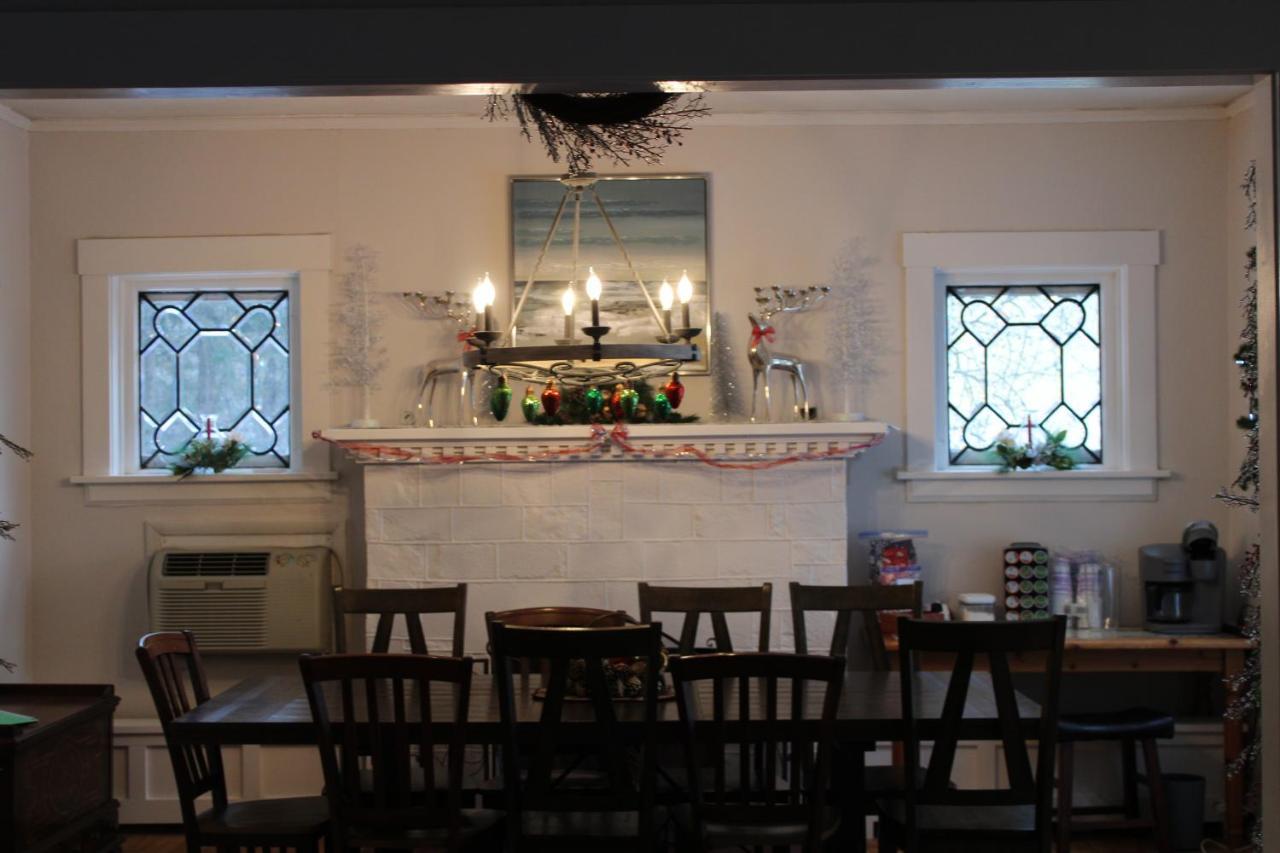 The Hillside B&B. Home W/ Breakfast Service! Wisconsin Dells Zewnętrze zdjęcie